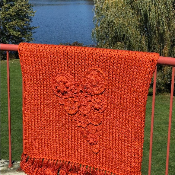 One of a kind Hand knitted Orange Chunky Throw - Picture 7 of 9